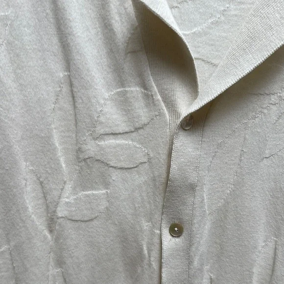 Zara Off-White Floral Knit Fabric Short Sleeved Button up Shirt - Picture 2 of 8